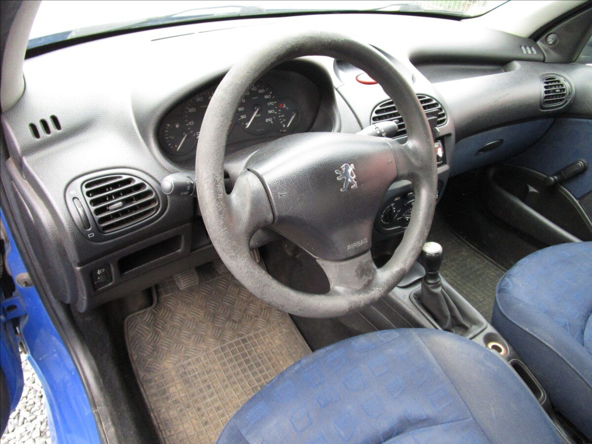 Peugeot 206 Hatchback 1,1 l 44 kw