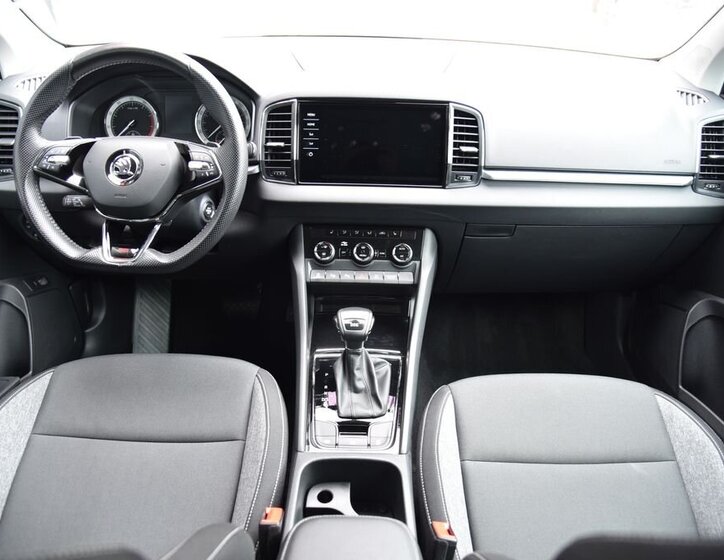 Škoda Karoq SUV / Terénní 1,5 l 110 kw