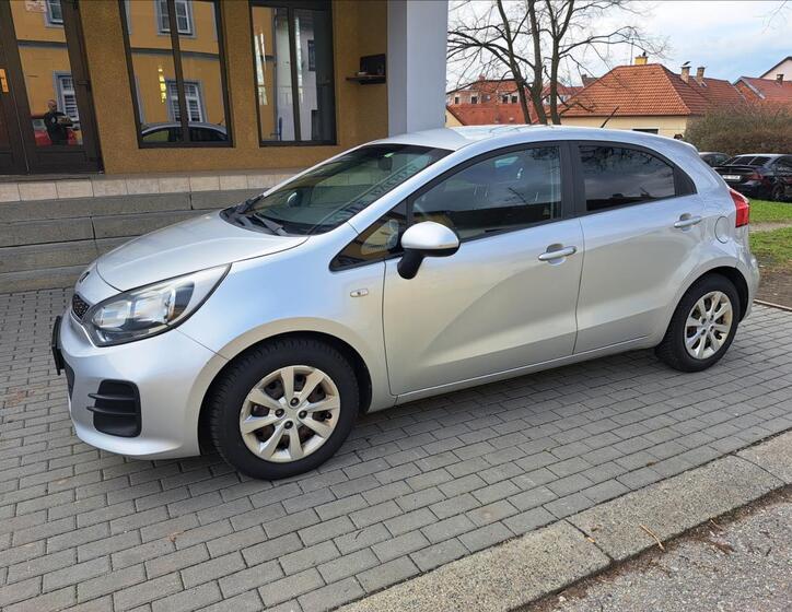 KIA Rio 4