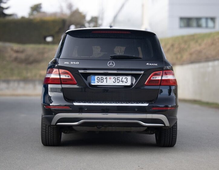 Mercedes-Benz Třídy M SUV / Terénní 3,5 l 225 kw