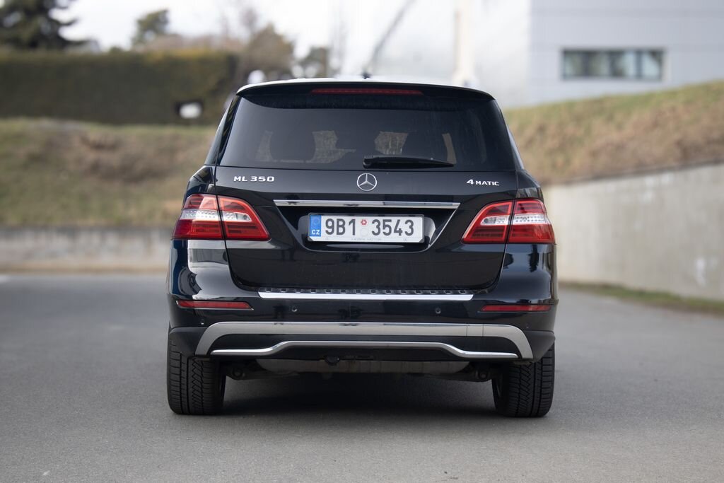 Mercedes-Benz Třídy M SUV / Terénní 3,5 l 225 kw