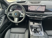 BMW X7 10