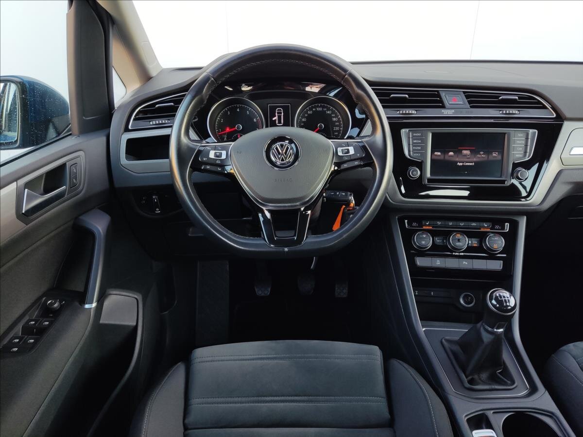 Volkswagen Touran MPV 1,2 l 81 kw