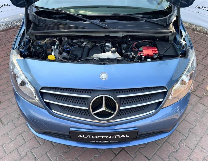 Mercedes-Benz Citan 8