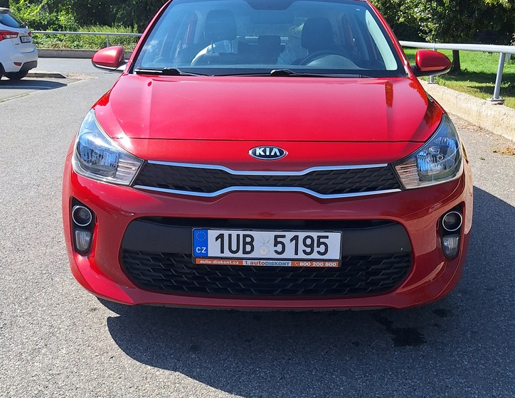KIA Rio 8