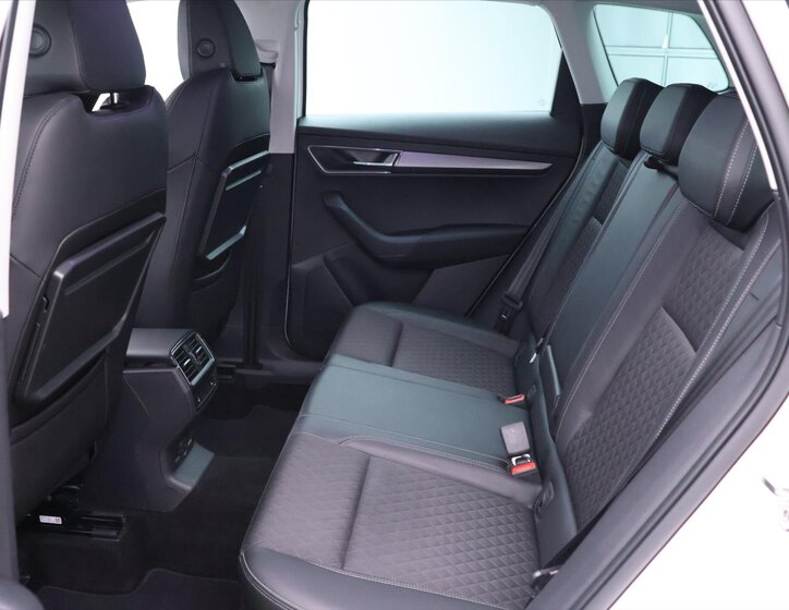 Škoda Karoq SUV / Terénní 2,0 l 110 kw