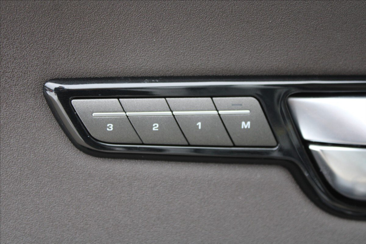 Land Rover Range Rover Evoque SUV 2,0 l 177 kw