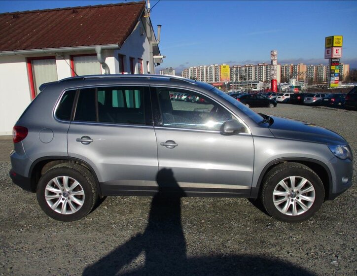 Volkswagen Tiguan SUV 2,0 l 103 kw