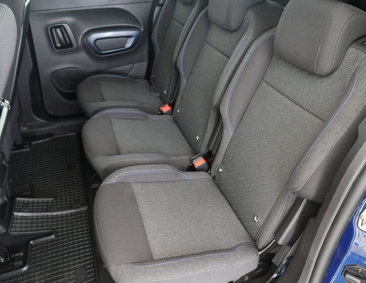 Peugeot Rifter MPV 1,5 l 96 kw