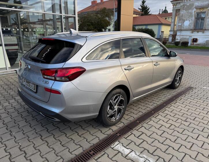 Hyundai i30 6