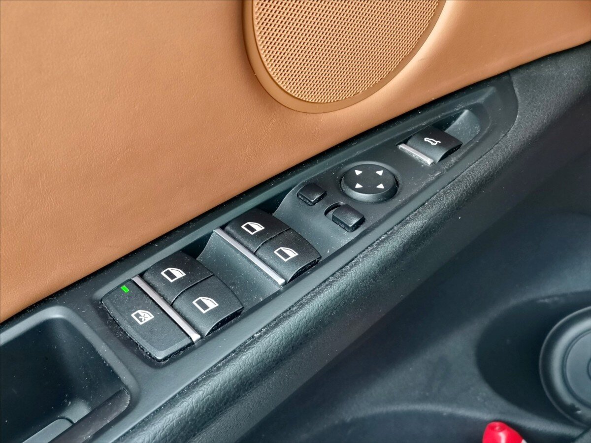 BMW X6 SUV / Terénní 3,0 l 190 kw