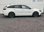Hyundai i30 24