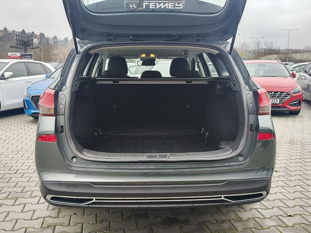 Hyundai i30 Kombi 998,0 88 kw