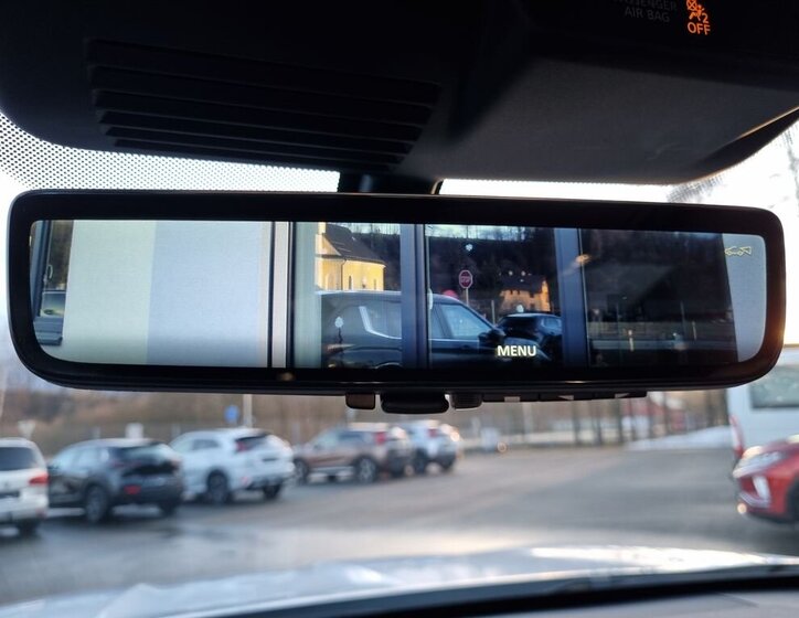 Mitsubishi Outlander SUV 2,4 l 225 kw