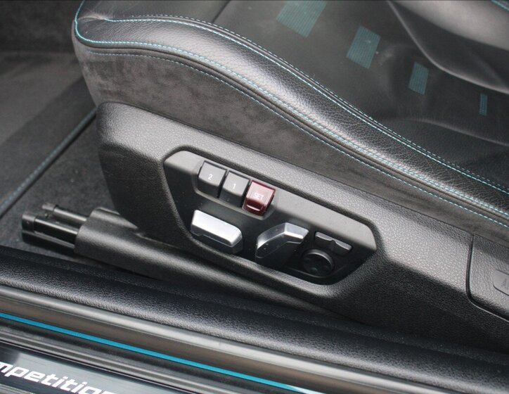 BMW M2 Kupé 3,0 l 302 kw