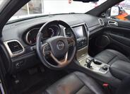 Jeep Grand Cherokee 9