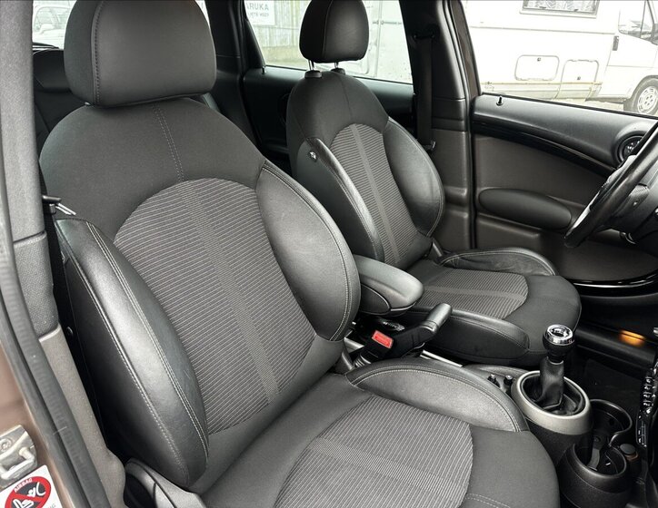 Mini Countryman Kombi 1,6 l 135 kw