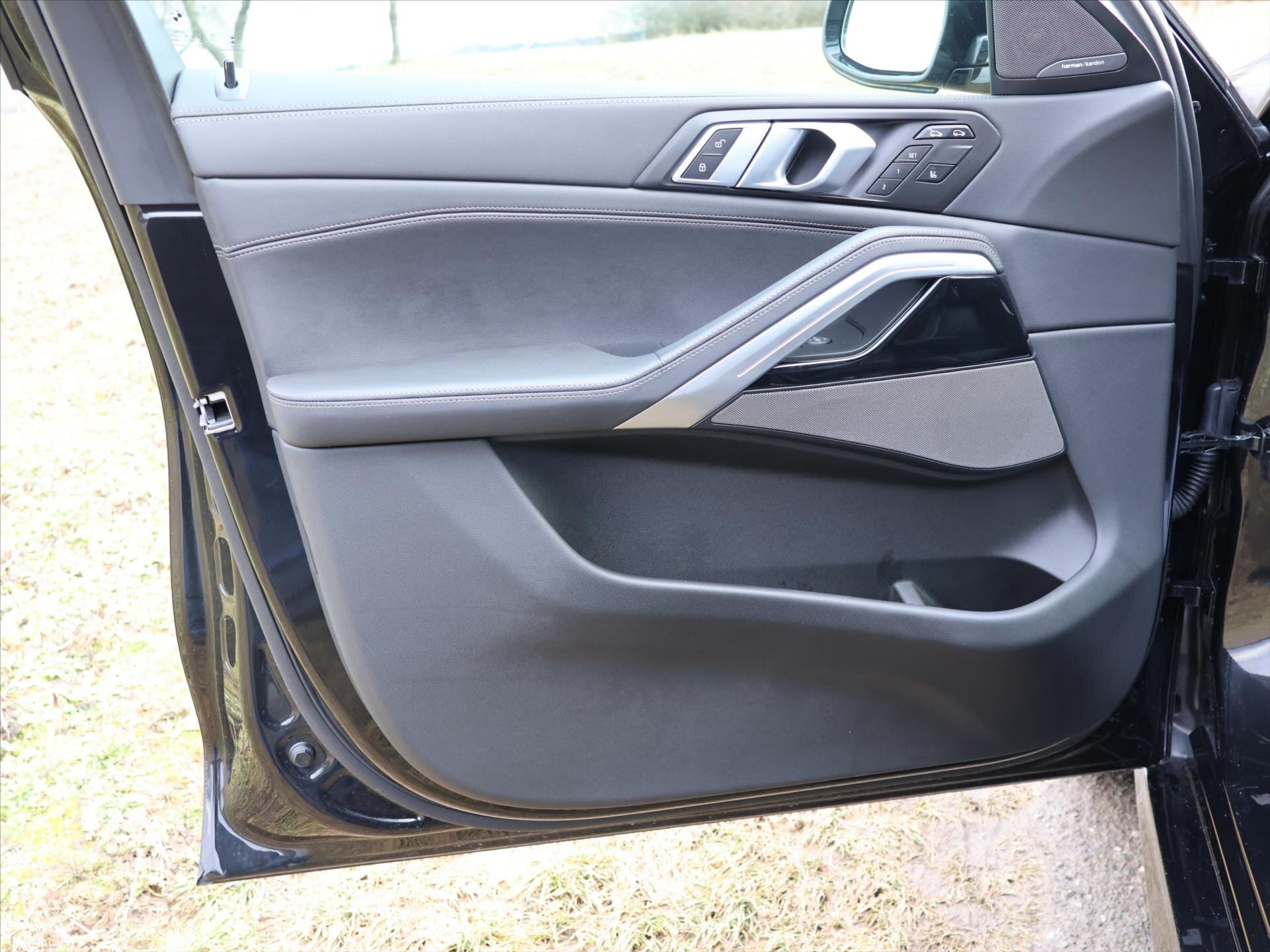 BMW X6 SUV 3,0 l 210 kw