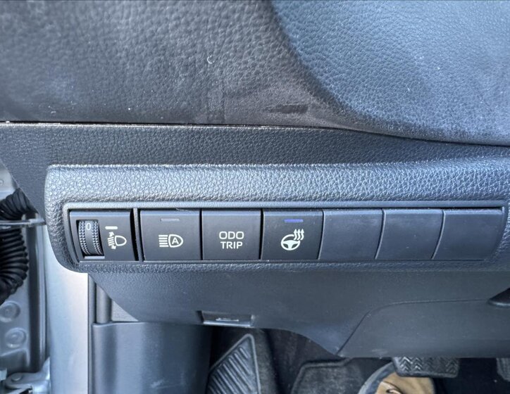 Toyota Corolla Sedan 1,5 l 92 kw