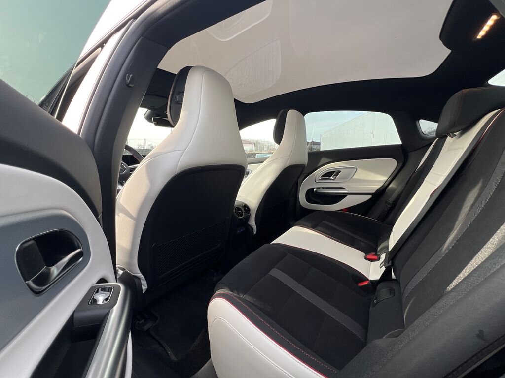 Mercedes-Benz CLA Kupé 0,0 200 kw