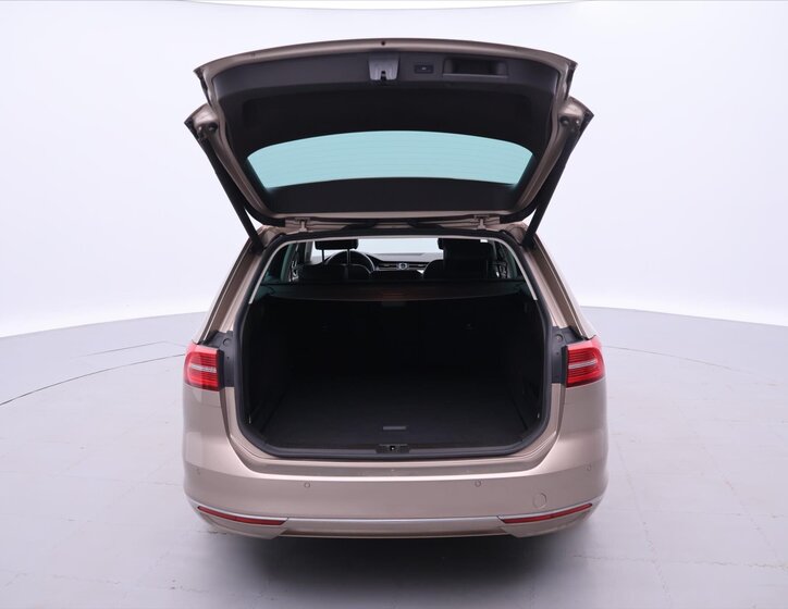 Volkswagen Passat Kombi 2,0 l 110 kw