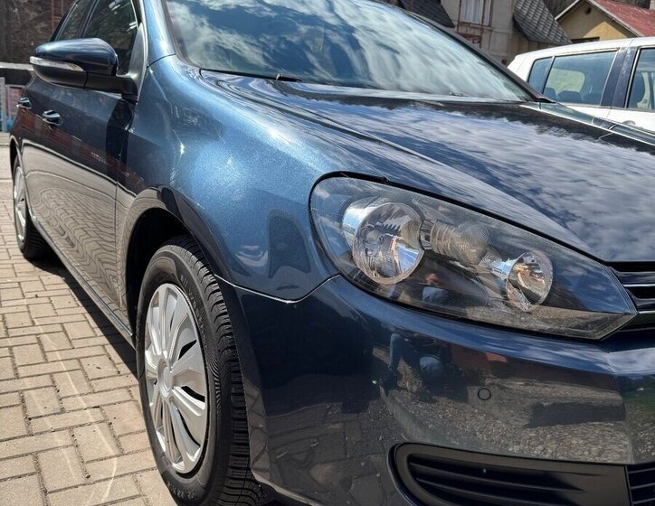 Volkswagen Golf Hatchback 0,0 77 kw