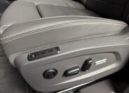 Volkswagen Multivan 29