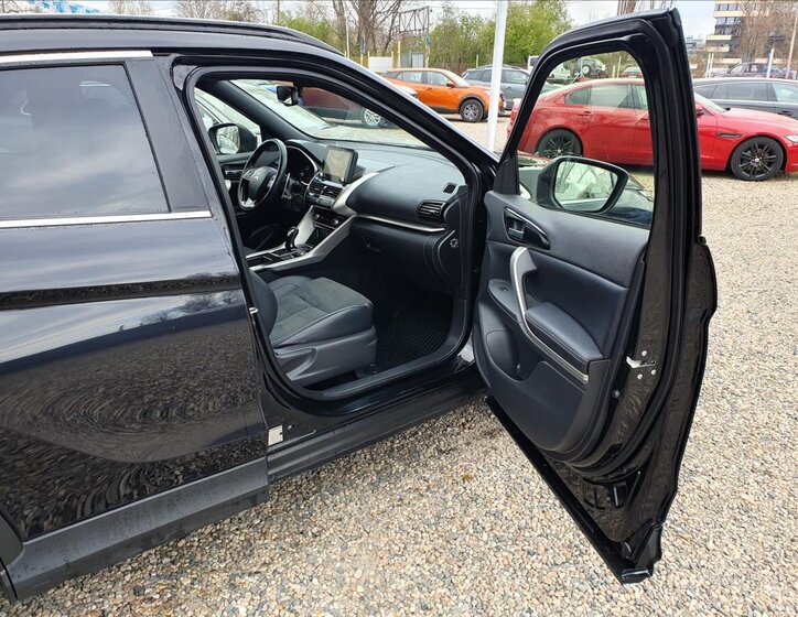 Mitsubishi Eclipse Cross SUV 2,4 l 133 kw