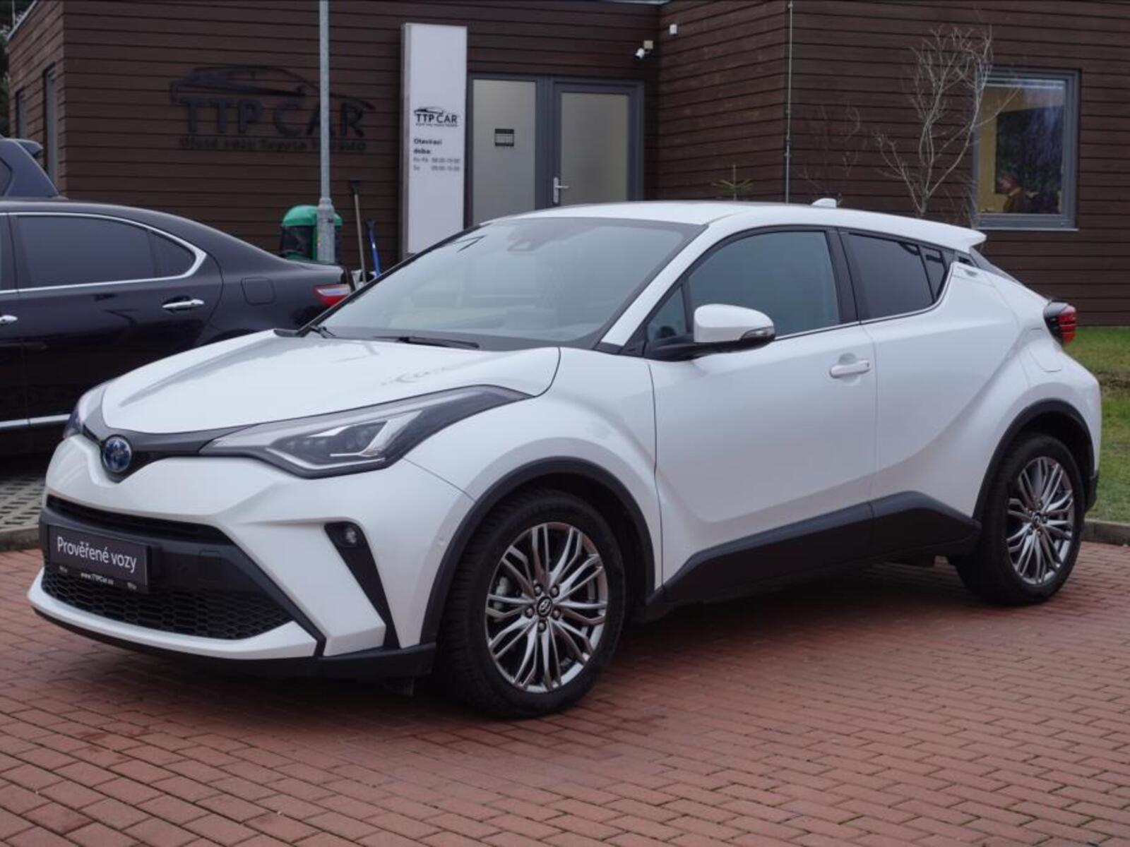 Toyota C-HR 1