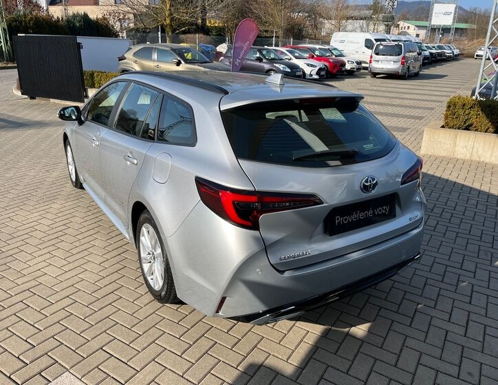 Toyota Corolla Kombi 1,8 l 72 kw