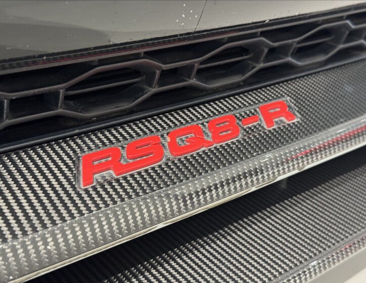 Audi RS Q8 8