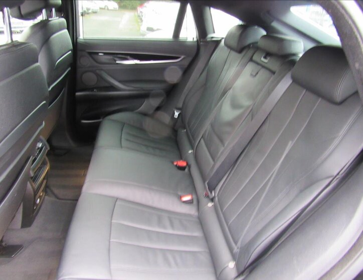 BMW X6 SUV / Terénní 3,0 l 190 kw