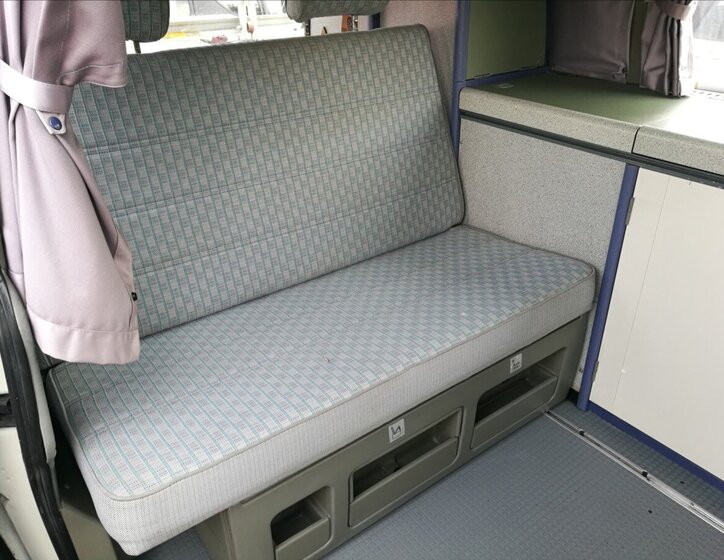 Volkswagen Ostatní Ostatní 2,4 l 57 kw