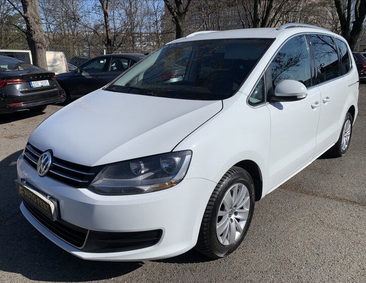 Volkswagen Sharan MPV 2,0 l 110 kw