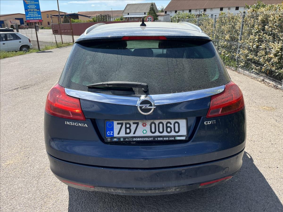 Opel Insignia Kombi 2,0 l 118 kw
