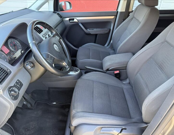 Volkswagen Touran MPV 2,0 l 103 kw