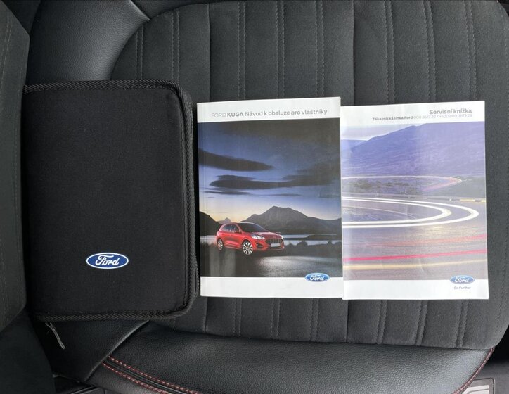 Ford Kuga SUV / Terénní 1,5 l 88 kw