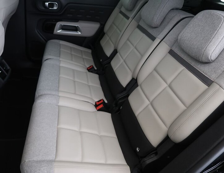 Citroën C5 Aircross SUV / Terénní 1,6 l 133 kw