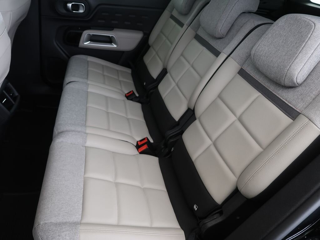 Citroën C5 Aircross SUV / Terénní 1,6 l 133 kw