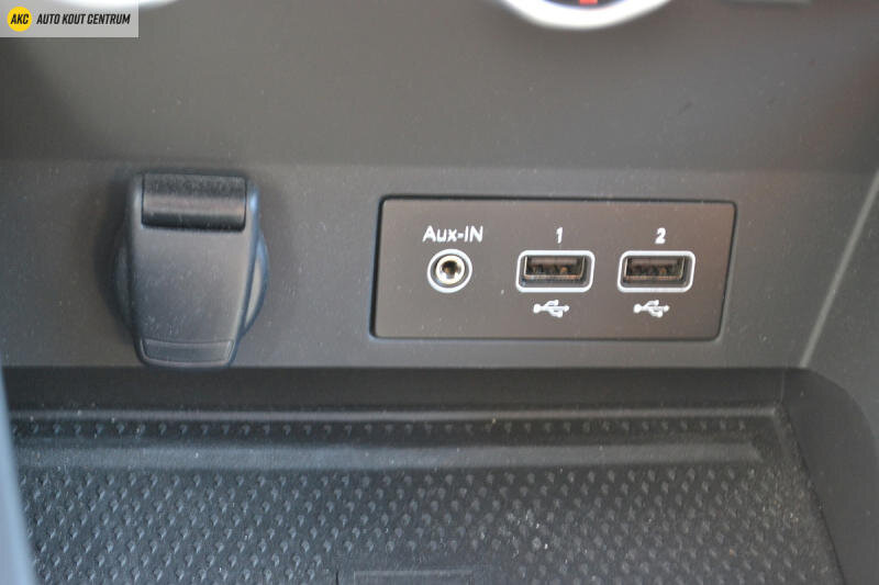 Renault Captur SUV / Terénní 1,3 l 103 kw