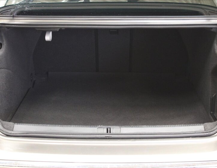 Volkswagen CC Sedan 3,6 l 220 kw