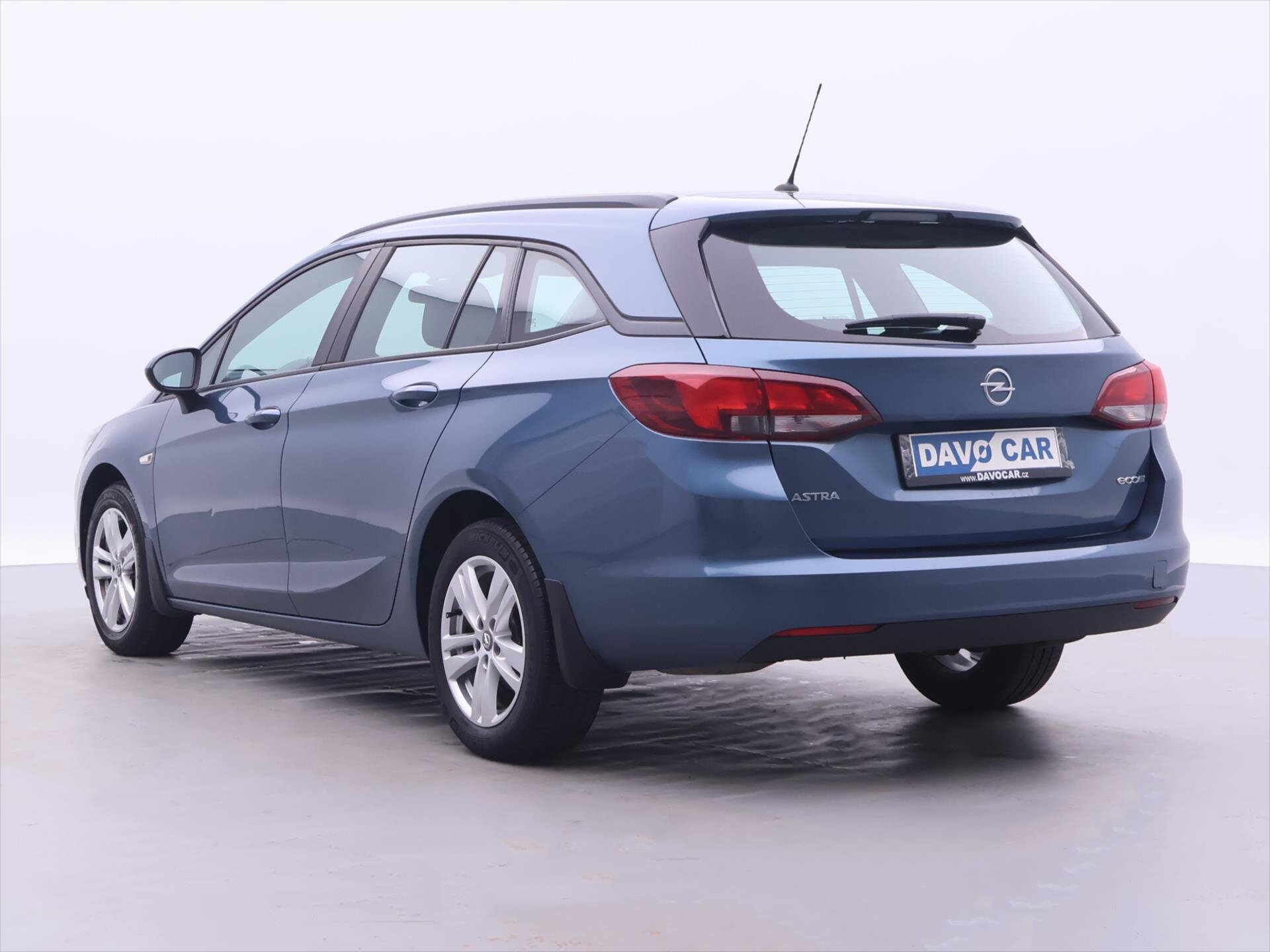 Opel Astra Kombi 999,0 77 kw