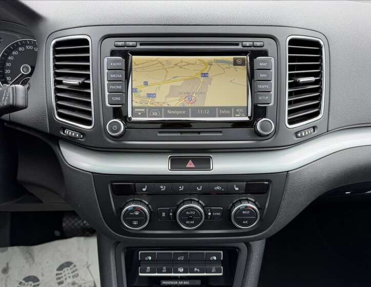 Volkswagen Sharan MPV 2,0 l 130 kw