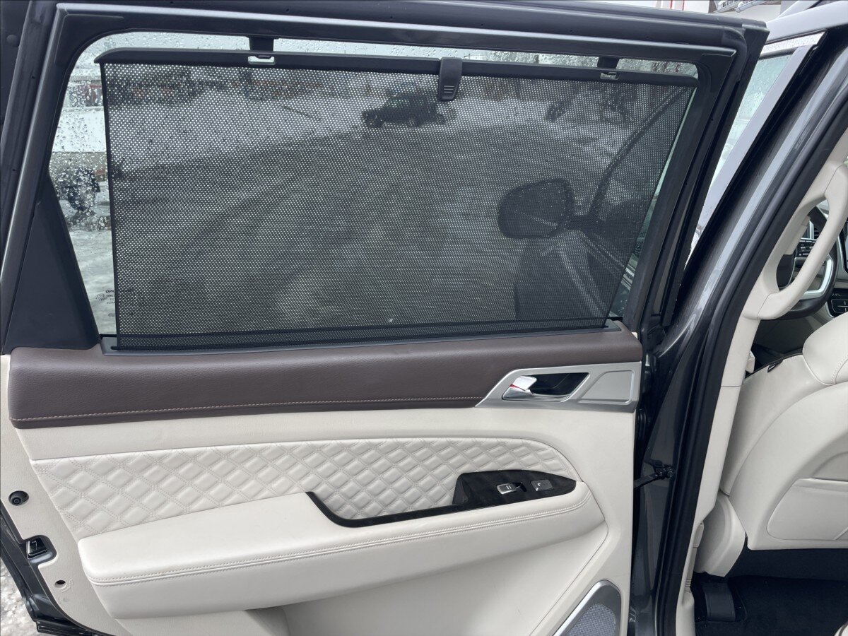 SsangYong Rexton Kombi 2,2 l 148 kw