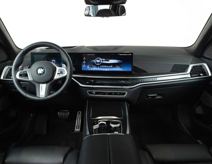 BMW X7 SUV / Terénní 3,0 l 280 kw