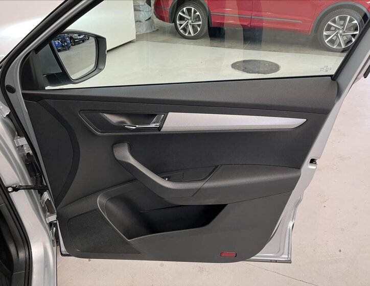 Škoda Karoq SUV / Terénní 1,5 l 110 kw