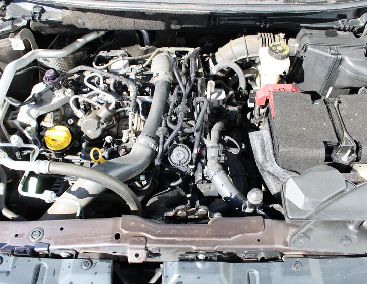 Nissan Qashqai SUV / Terénní 1,3 l 117 kw