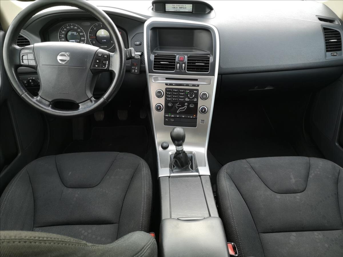 Volvo XC60 Kombi 2,4 l 136 kw