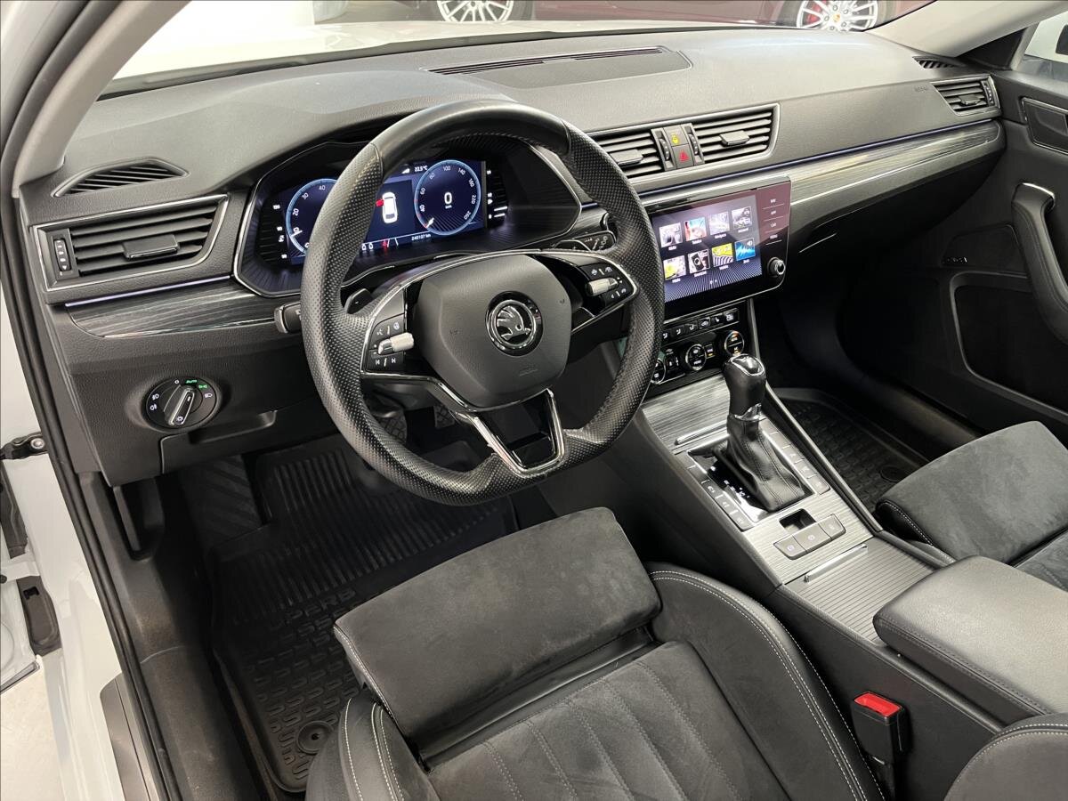Škoda Superb