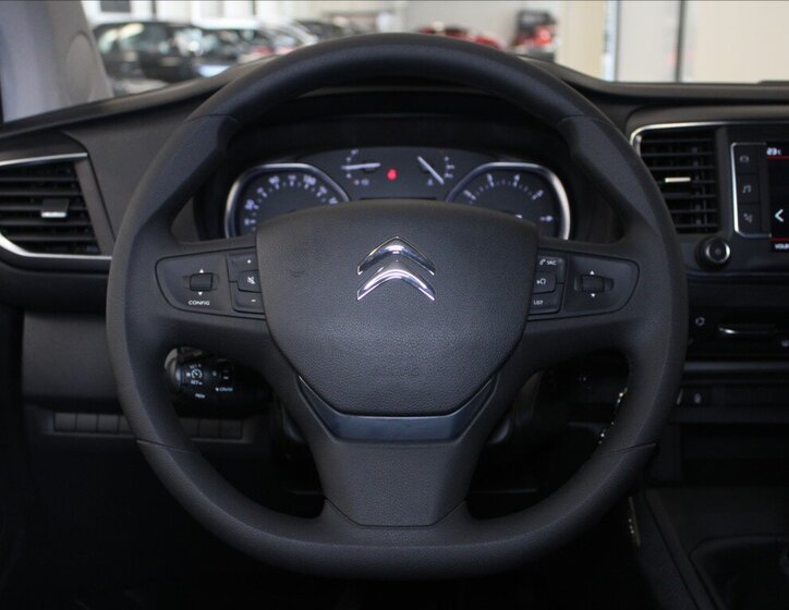 Citroën SpaceTourer MPV 2,0 l 110 kw